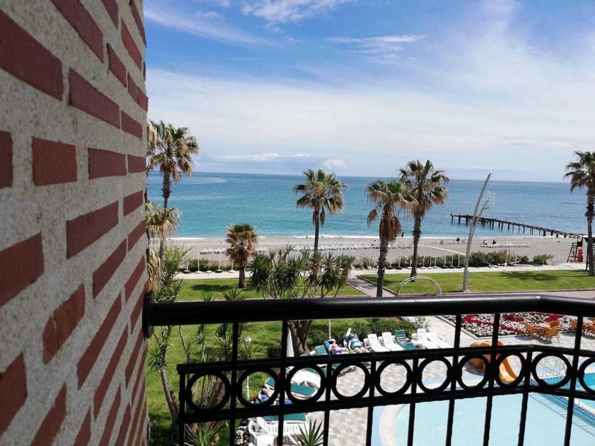 Labada Beach Hotel Çamyuva المظهر الخارجي الصورة