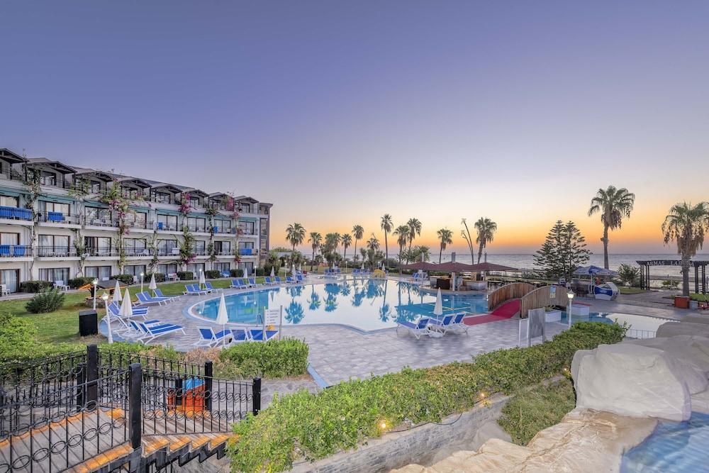 Labada Beach Hotel Çamyuva المظهر الخارجي الصورة