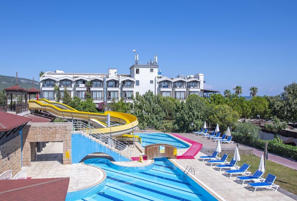 Labada Beach Hotel Çamyuva المظهر الخارجي الصورة